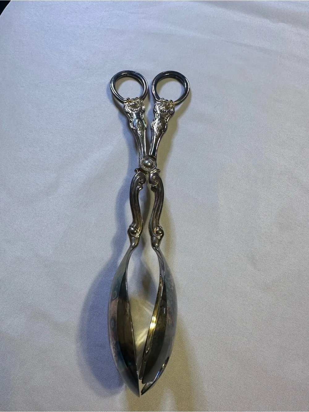 Vintage  Sheffield Silver plated Salad Scissors / Tongs NWOT